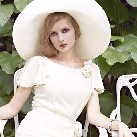 Belle and Bunty the Willow designer sample wedding dress for sale