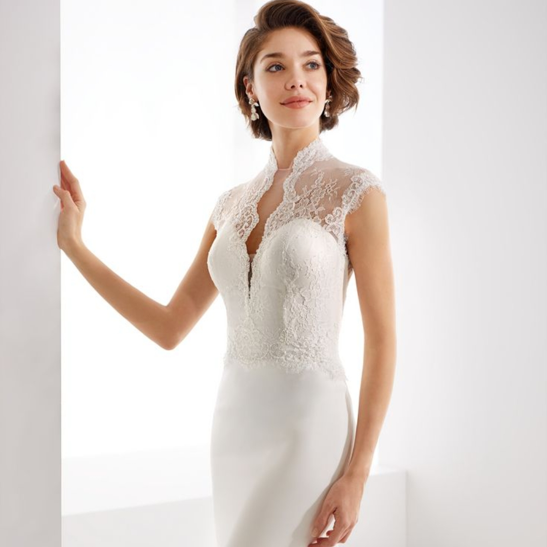 Nicole Milano 19495 Jolies Collection UK 12 Mandarin collar wedding dress