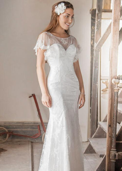 WEDDING DRESSES BY BENJAMIN ROBERTS