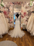 Tres chic 22513 UK 16 designer sample wedding dress sale