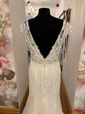 Tres chic ‘22513’ UK 16 designer sample wedding dress for sale 