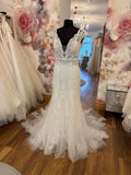 Tres chic 22513 UK 16 designer sample wedding dress for sale 