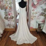 Pronovias Yeidis UK 12 off the peg designer wedding dress