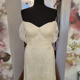 Stephanie Allin Sorrento lace boho sample wedding dress size UK 12