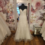 Kenneth Winston 1703 UK 16 off the peg bridalwear Ireland