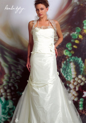 rembo styling hillina designer wedding dress to buy online from Rosemantique