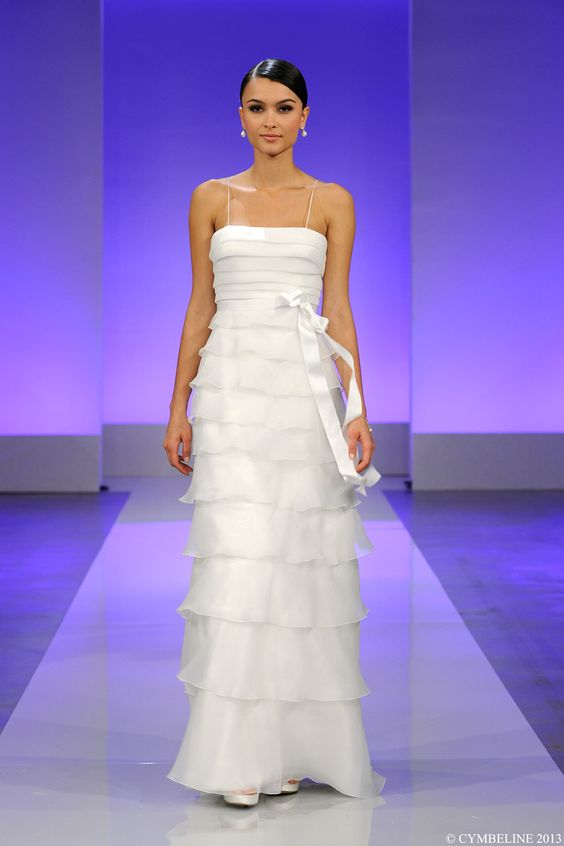 Cymbeline designer Oui 59 organza tiered layered sample wedding dress size UK 12 Cymbeline designer Oui 59 organza tiered layered sample wedding dress size UK 12