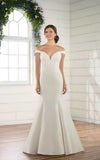 Essense of Australia D2477 designer preloved wedding dress